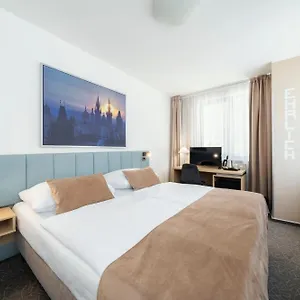 hotellátogatás